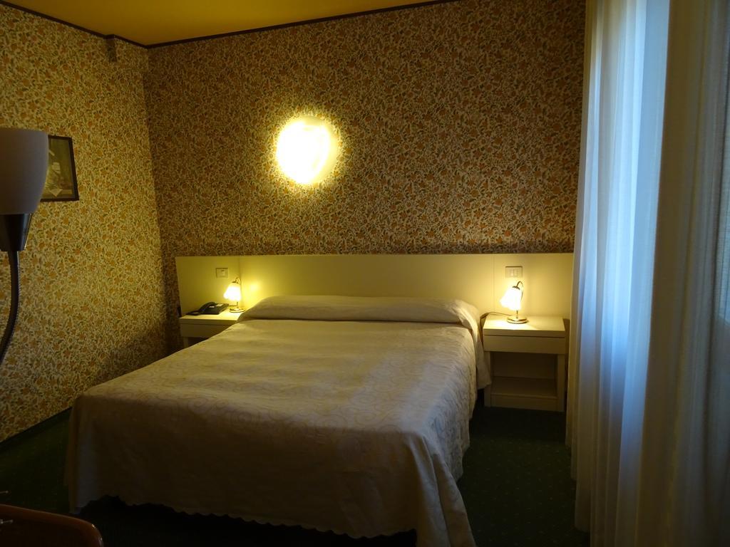 Hotel La Pergola บาร์กา ภายนอก รูปภาพ