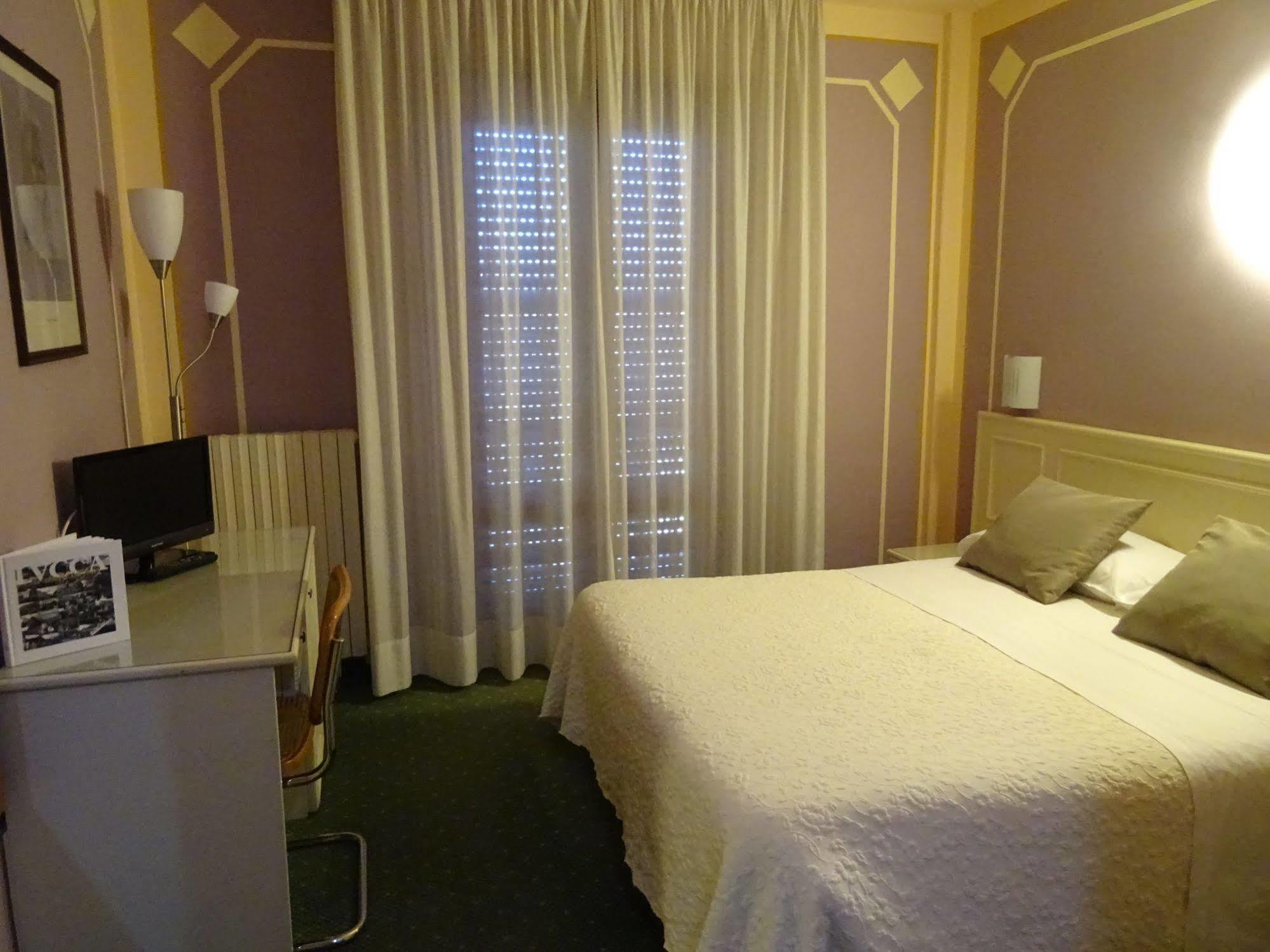 Hotel La Pergola บาร์กา ภายนอก รูปภาพ