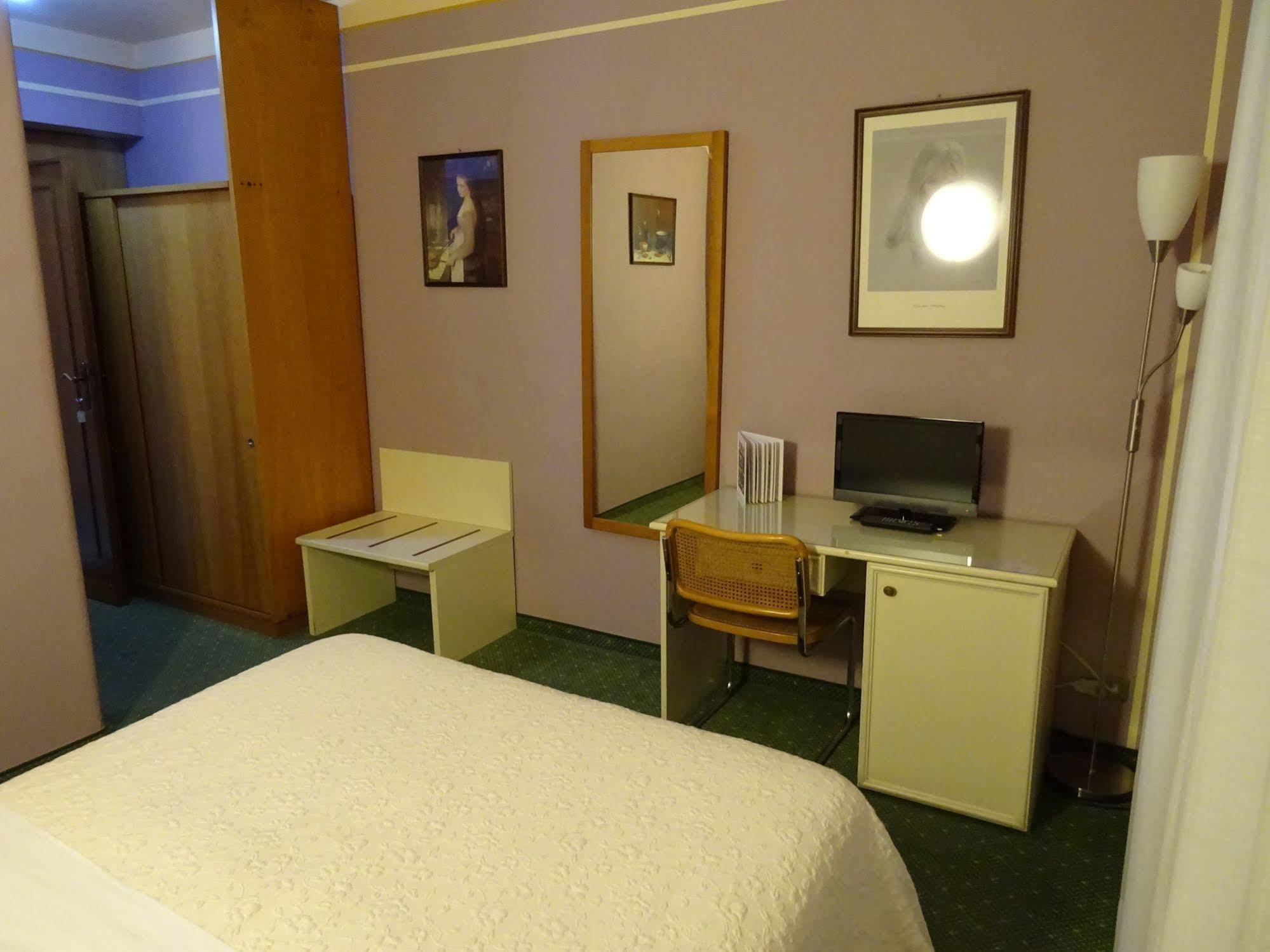 Hotel La Pergola บาร์กา ภายนอก รูปภาพ
